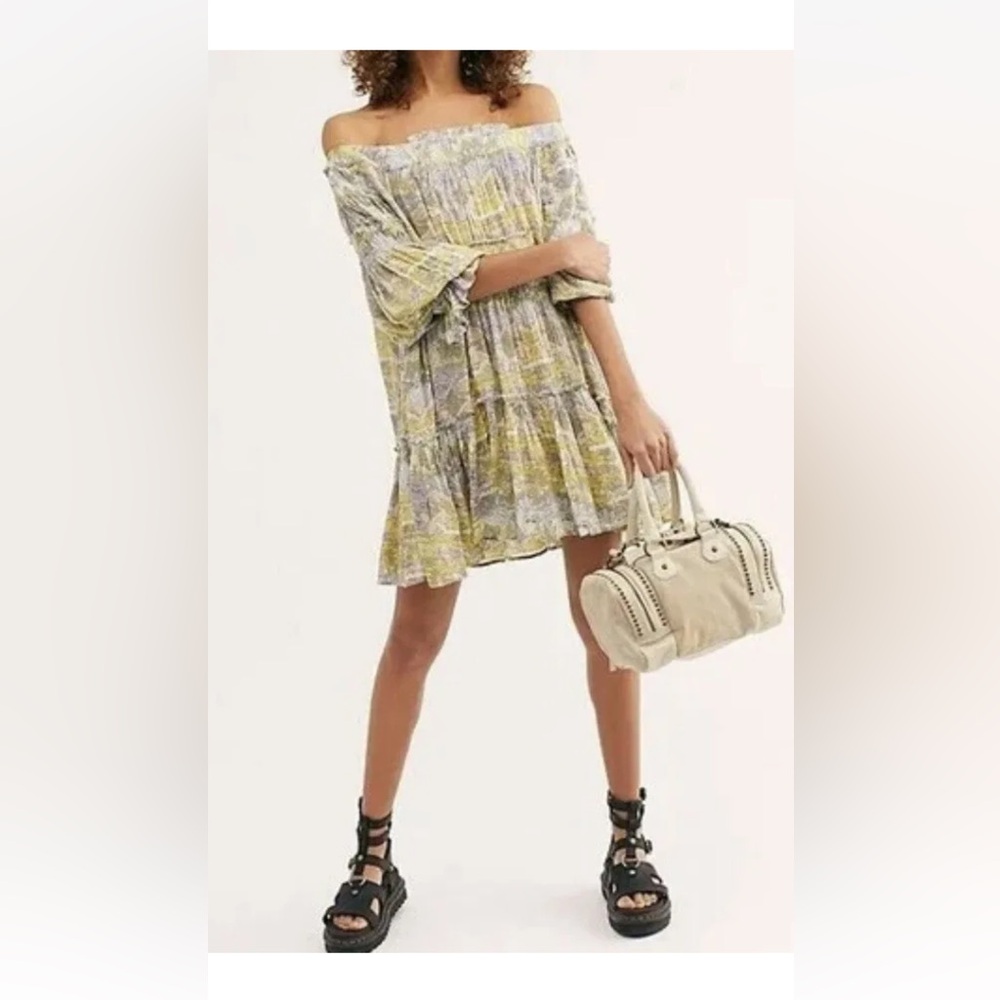 Free People
Size S casual  Mini Dress